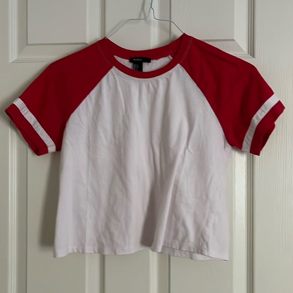 Forever 21 Red and White Crop Top (Women’s Small)